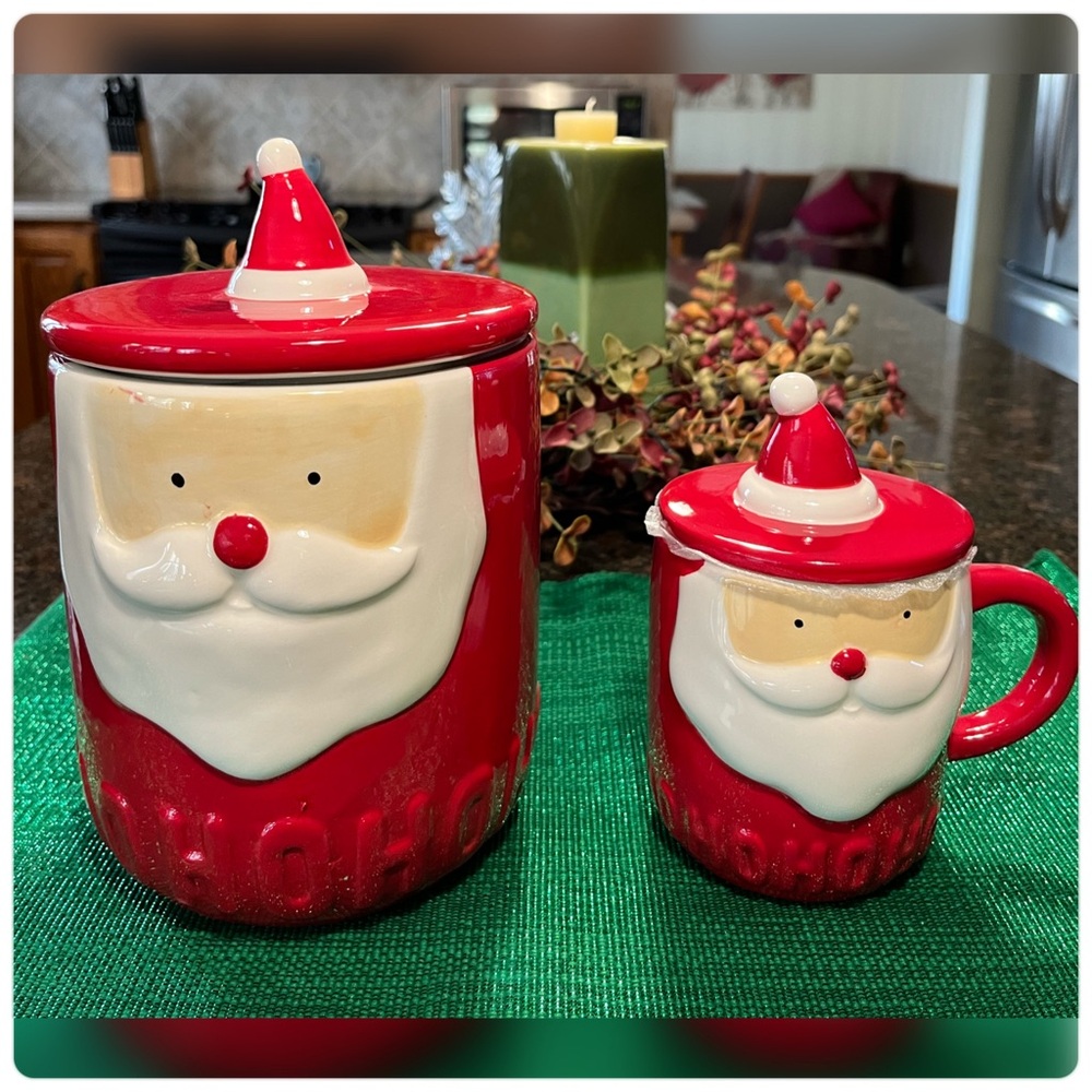 Magenta Home-NIB-Ceramic Santa Canister & Mug Set - Picture 2 of 7